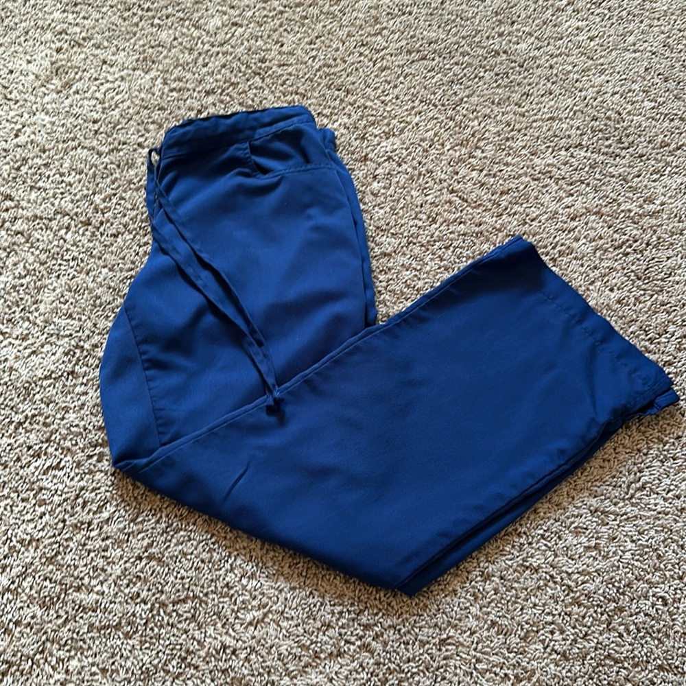 Small petite scrub bottoms